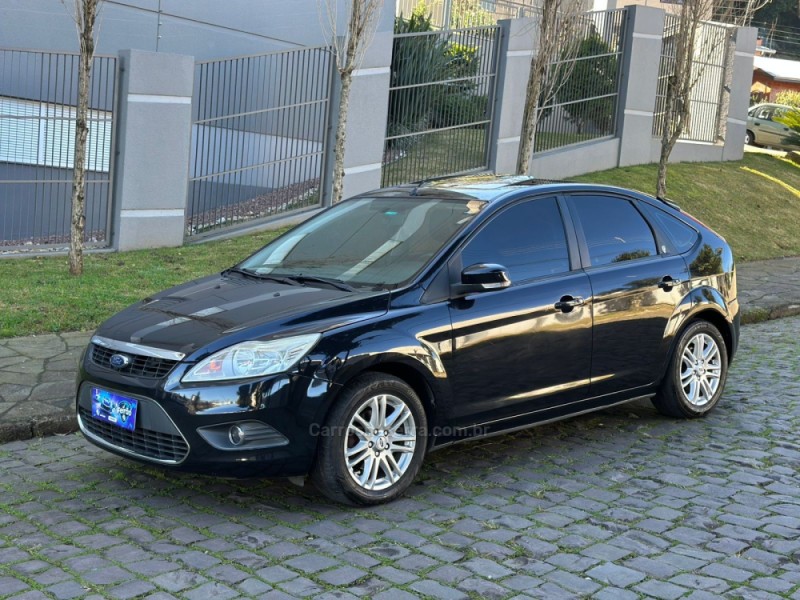 focus 2.0 ghia 16v flex 4p automatico 2009 caxias do sul