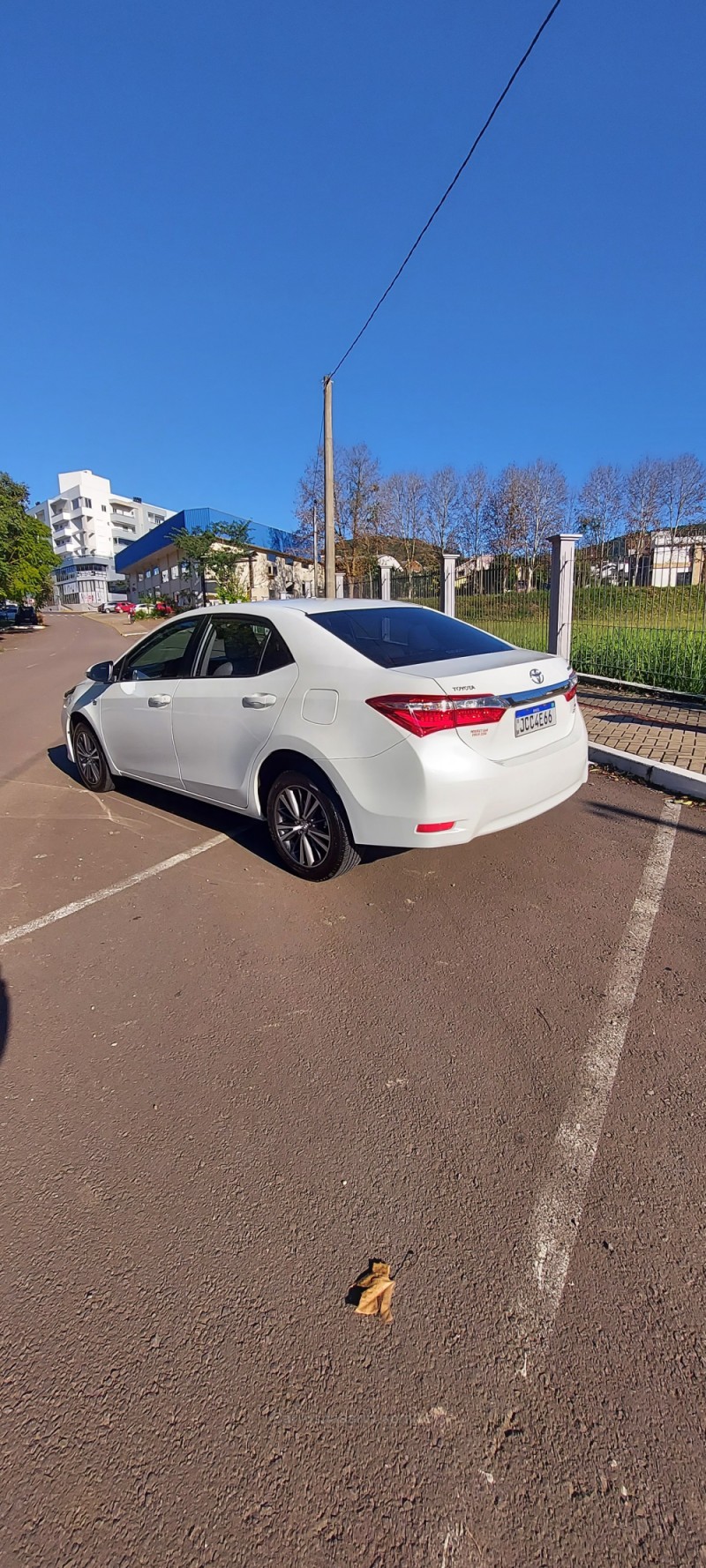 COROLLA 2.0 XEI 16V FLEX 4P AUTOMÁTICO - 2015 - BOM PRINCíPIO