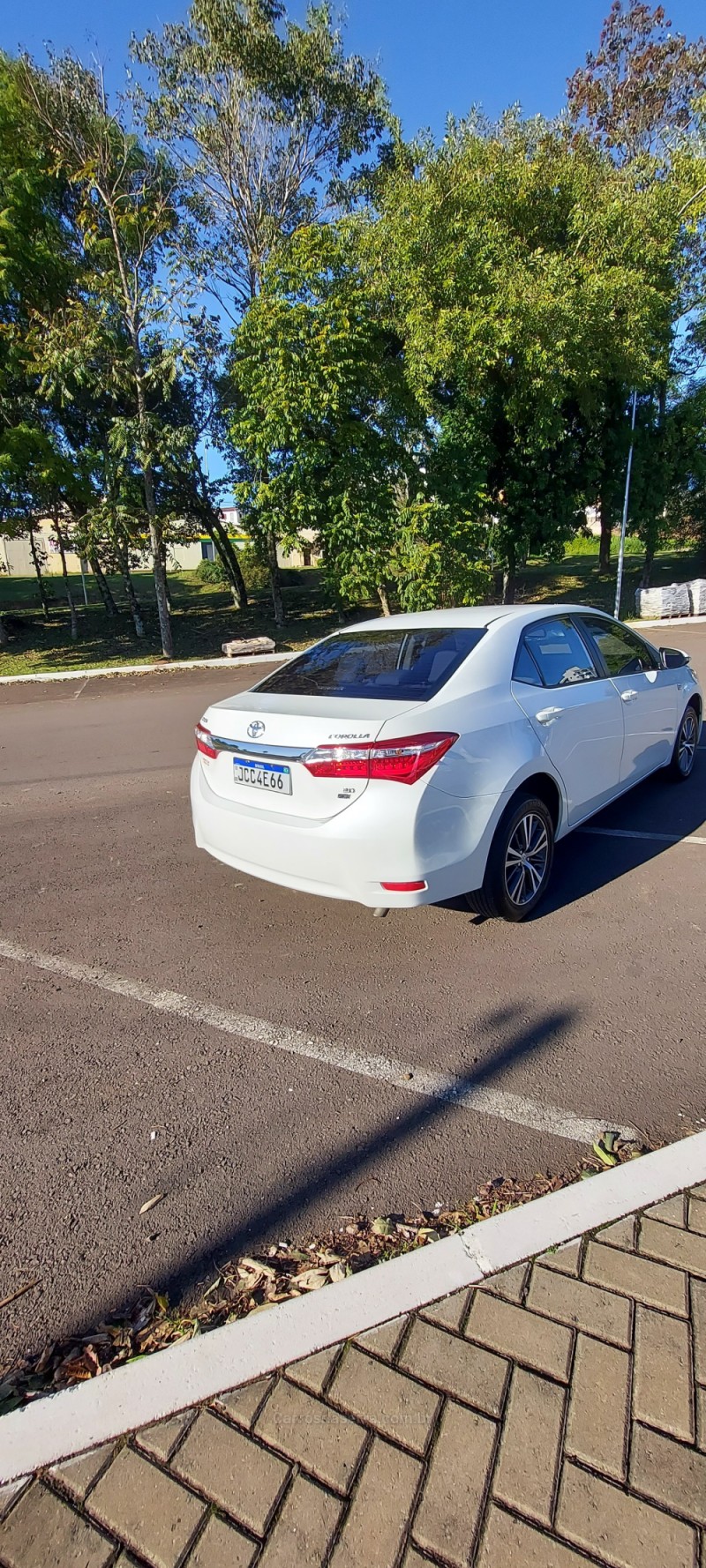 COROLLA 2.0 XEI 16V FLEX 4P AUTOMÁTICO - 2015 - BOM PRINCíPIO