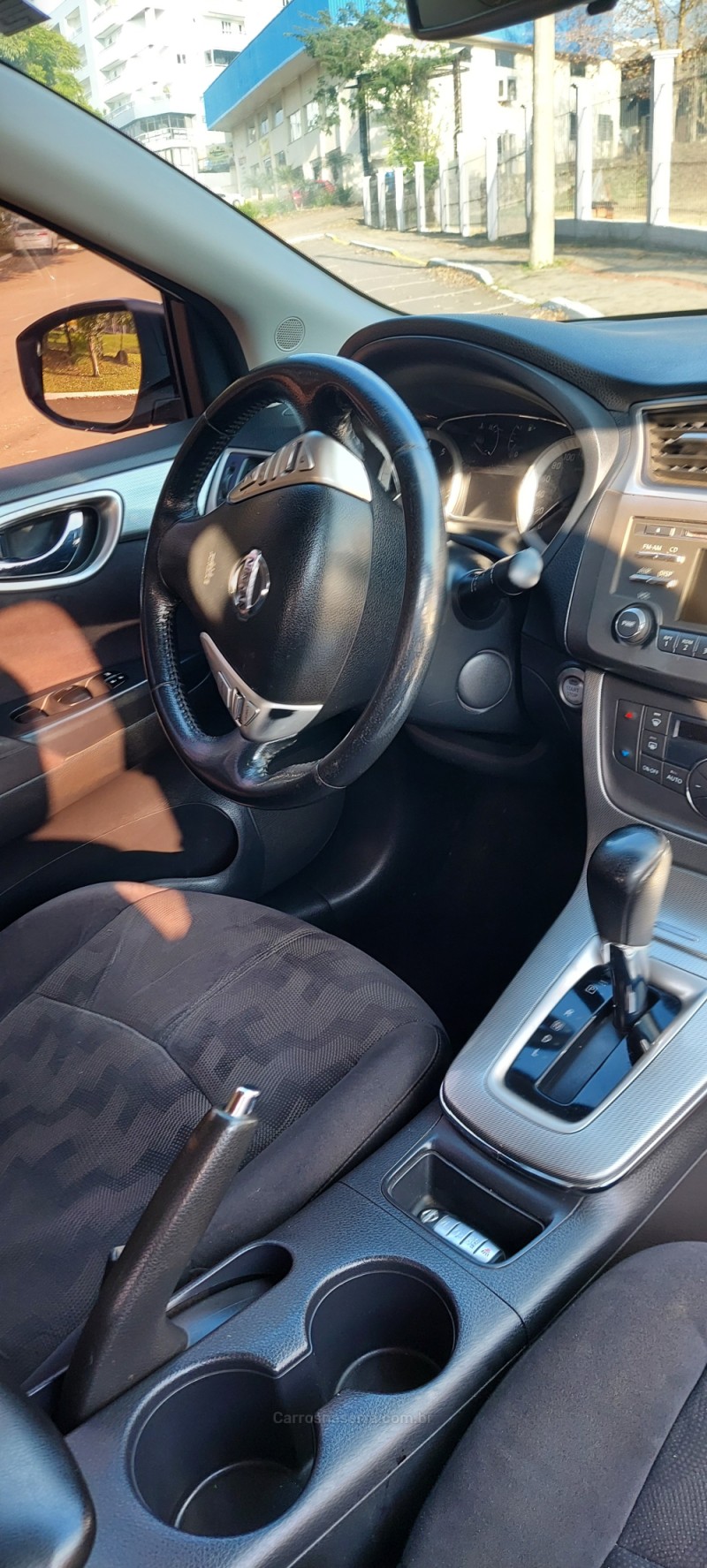SENTRA 2.0 SV 16V FLEX 4P AUTOMÁTICO - 2014 - BOM PRINCíPIO