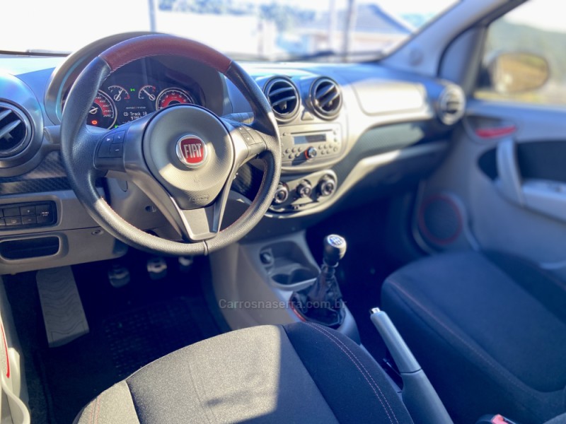 PALIO 1.6 MPI SPORTING 16V FLEX 4P MANUAL - 2016 - CAXIAS DO SUL