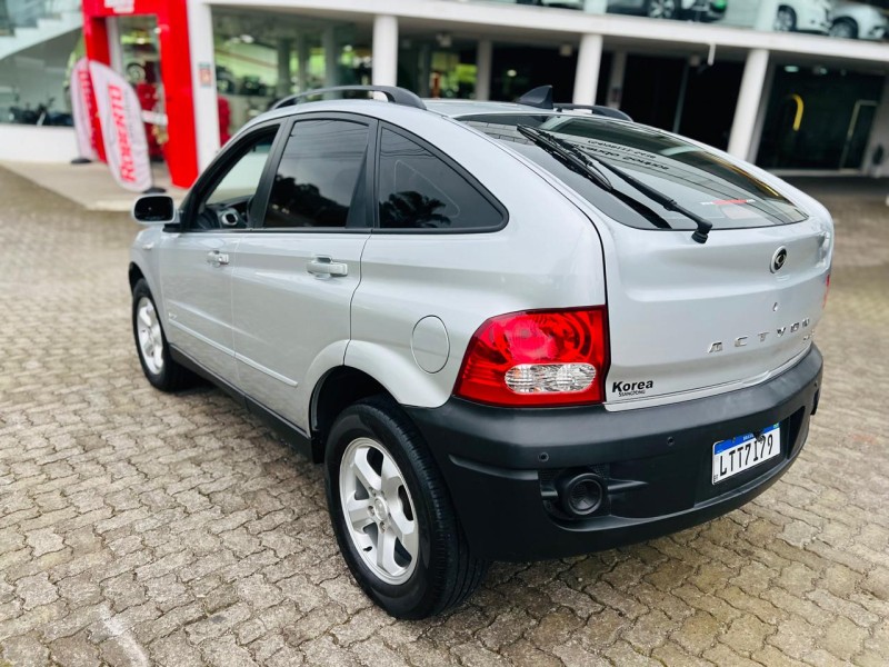 ACTYON 2.3 GL 4X2 16V 150CV GASOLINA 4P AUTOMÁTICO - 2011 - BENTO GONçALVES