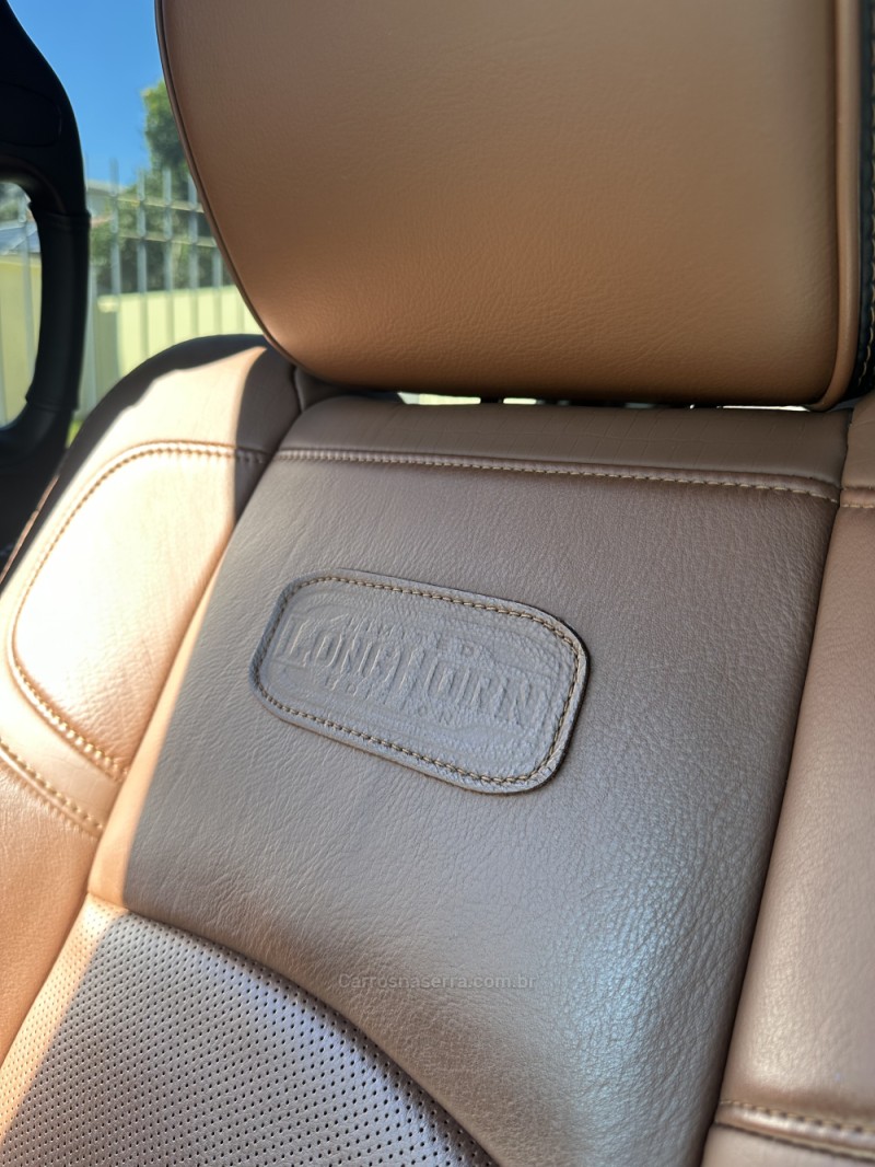 3500 LARAMIE 6.7 LONGHORN CD 4X4 TURBO DIESEL 4P AUTOMÁTICA - 2022 - BENTO GONçALVES