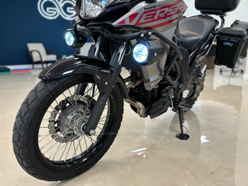 VERSYS 300 TOURER - 2021 - CARLOS BARBOSA