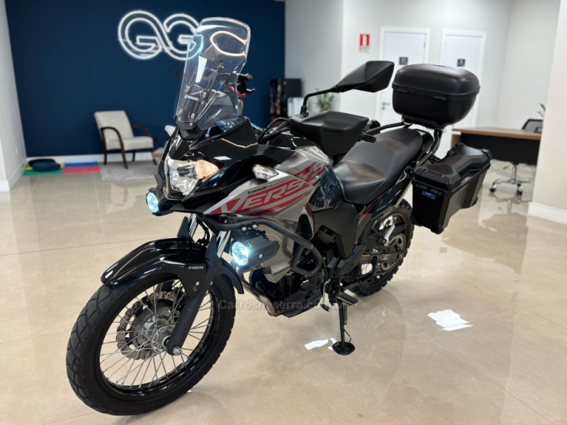 VERSYS 300 TOURER - 2021 - CARLOS BARBOSA
