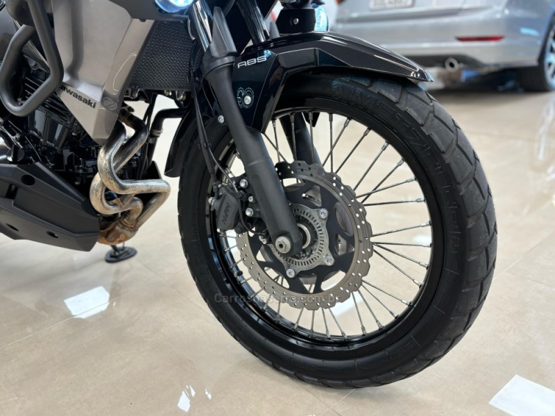 VERSYS 300 TOURER - 2021 - CARLOS BARBOSA