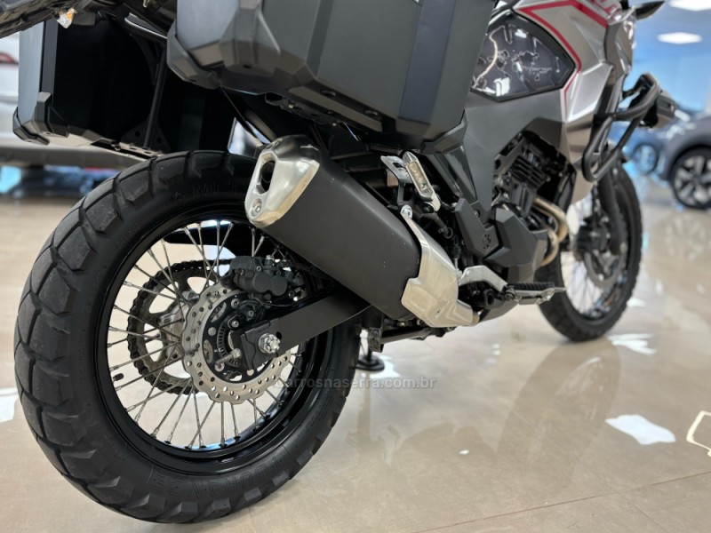 VERSYS 300 TOURER - 2021 - CARLOS BARBOSA