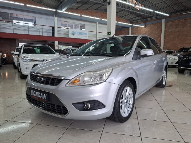 focus 1.6 glx sedan 16v flex 4p manual 2013 farroupilha