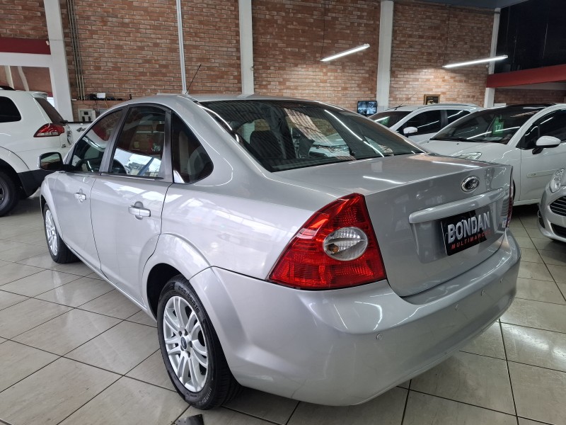 FOCUS 1.6 GLX SEDAN 16V FLEX 4P MANUAL - 2013 - FARROUPILHA
