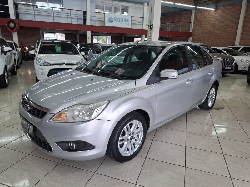 FOCUS 1.6 GLX SEDAN 16V FLEX 4P MANUAL - 2013 - FARROUPILHA