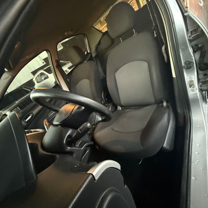 207 1.4 SEDAN XR PASSION 8V FLEX 4P MANUAL - 2013 - CAXIAS DO SUL