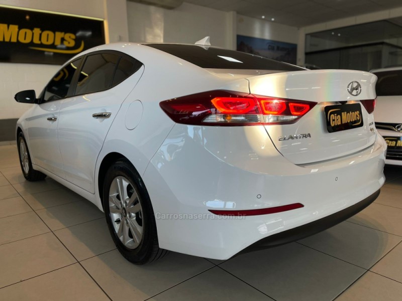 ELANTRA 2.0 16V FLEX 4P AUTOMÁTICO - 2017 - SãO LEOPOLDO
