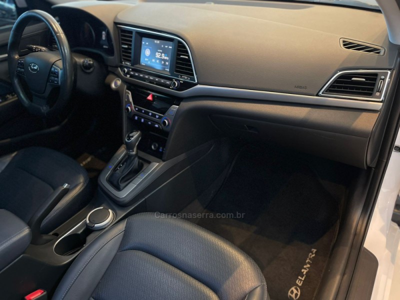 ELANTRA 2.0 16V FLEX 4P AUTOMÁTICO - 2017 - SãO LEOPOLDO