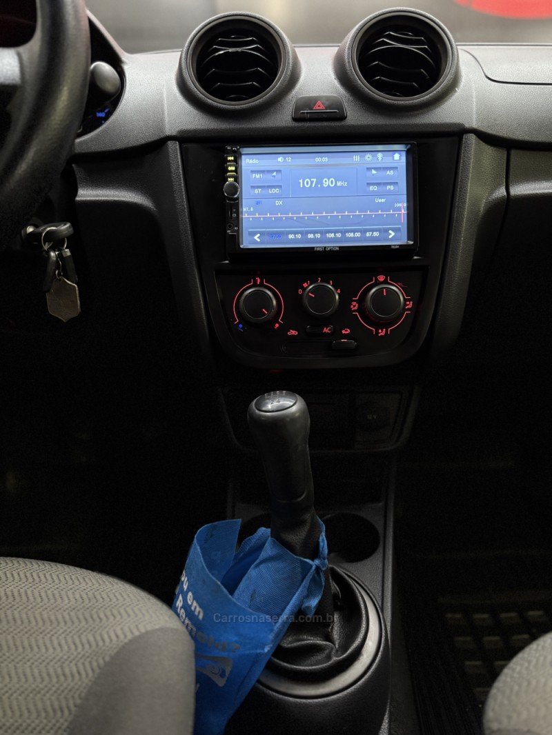 VOYAGE 1.0 12V MPI TOTALFLEX TRENDLINE 4P MANUAL - 2010 - FARROUPILHA