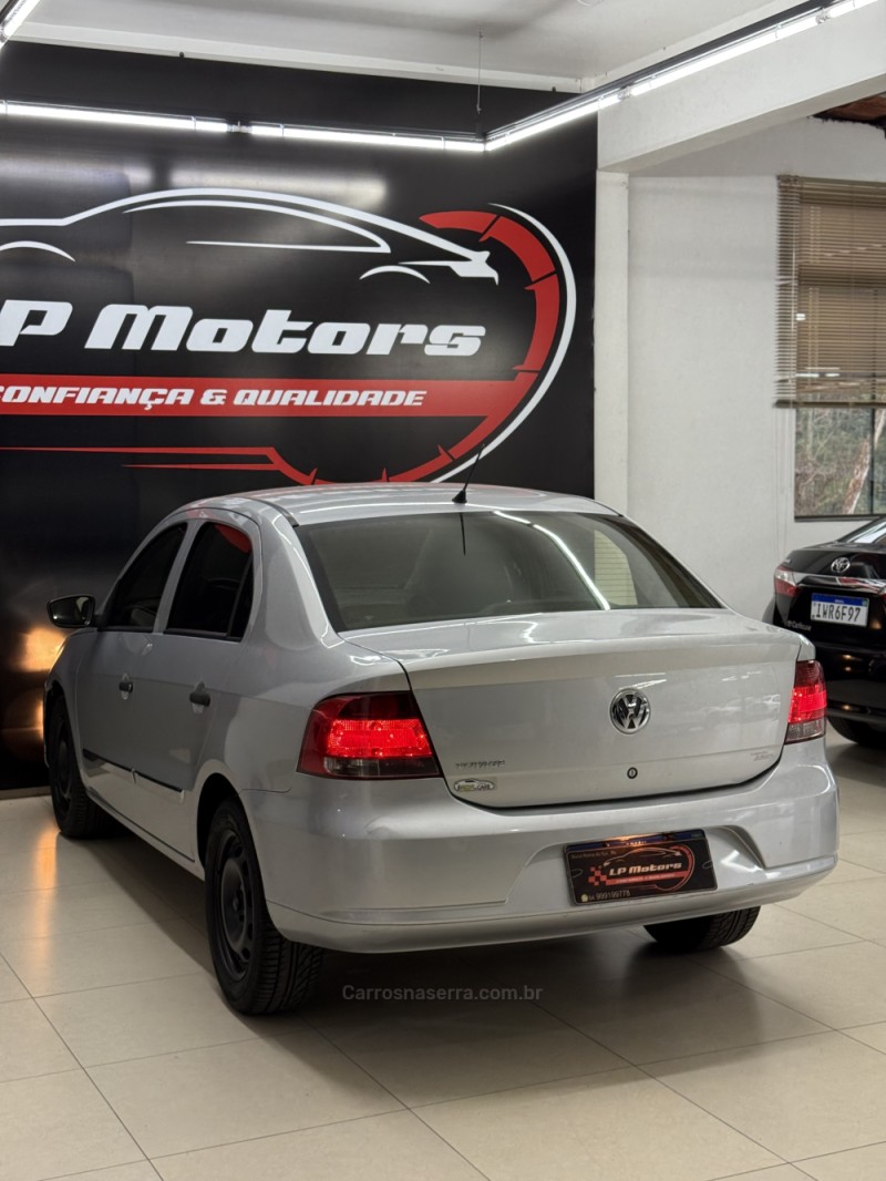 VOYAGE 1.0 12V MPI TOTALFLEX TRENDLINE 4P MANUAL - 2010 - FARROUPILHA