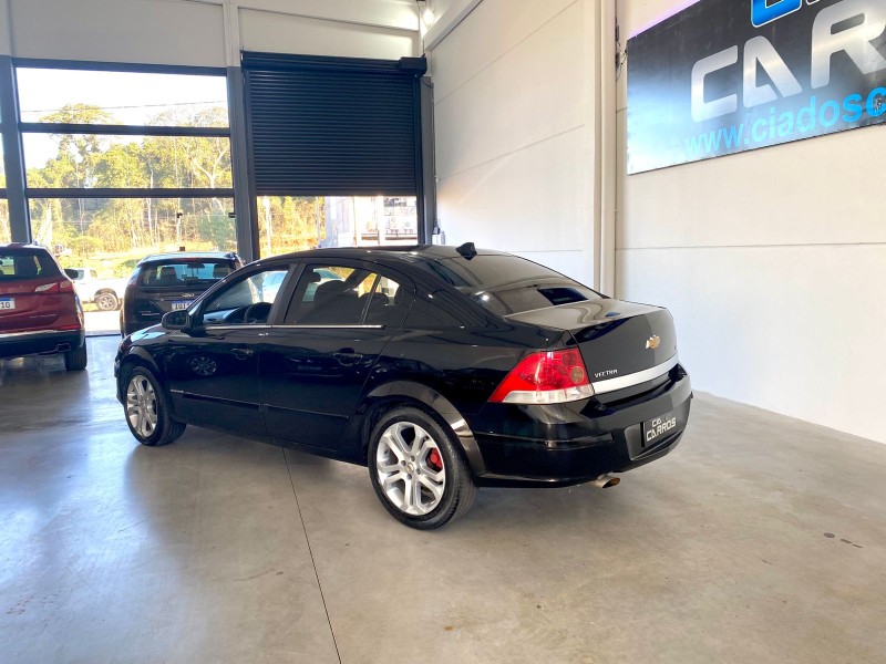 VECTRA 2.0 MPFI ELEGANCE 8V 140CV FLEX 4P MANUAL - 2010 - LAJEADO