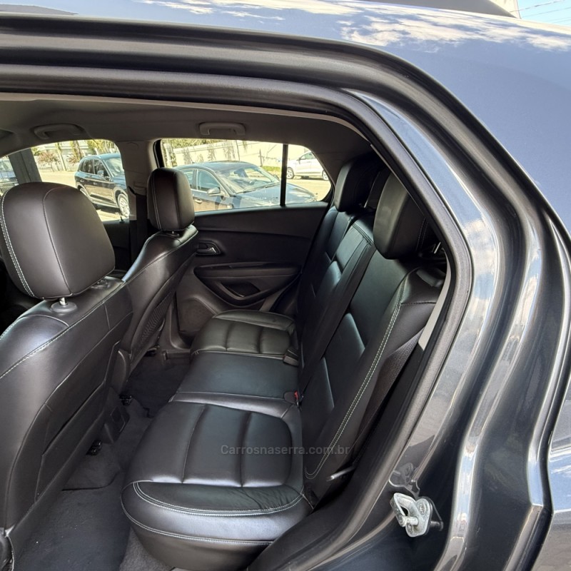 TRACKER 1.8 MPFI LTZ 4X2 16V FLEX 4P AUTOMÁTICO - 2015 - GUAPORé