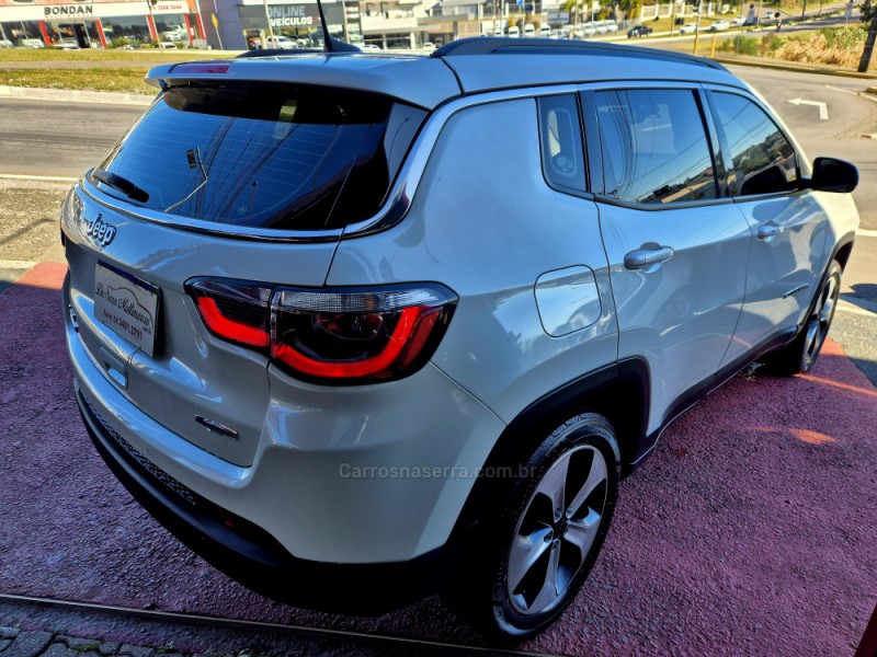 COMPASS 2.0 16V DIESEL LONGITUDE 4X4 AUTOMÁTICO - 2018 - FARROUPILHA
