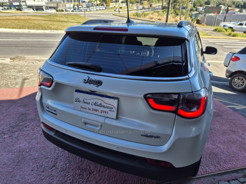 COMPASS 2.0 16V DIESEL LONGITUDE 4X4 AUTOMÁTICO - 2018 - FARROUPILHA