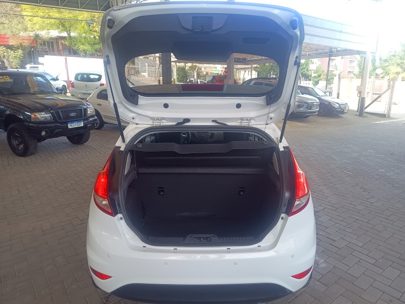 FIESTA 1.6 SE HATCH 16V FLEX 4P MANUAL - 2015 - CAXIAS DO SUL