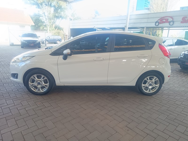 FIESTA 1.6 SE HATCH 16V FLEX 4P MANUAL - 2015 - CAXIAS DO SUL