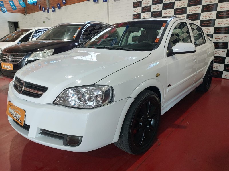 ASTRA 2.0 SFI GSI 16V GASOLINA 4P MANUAL - 2005 - CAXIAS DO SUL