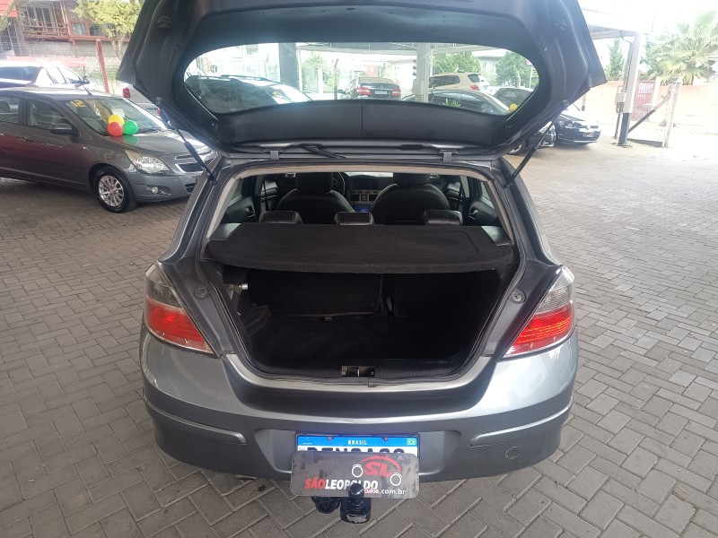 VECTRA 2.0 MPFI GT HATCH 8V FLEX 4P MANUAL - 2011 - CAXIAS DO SUL