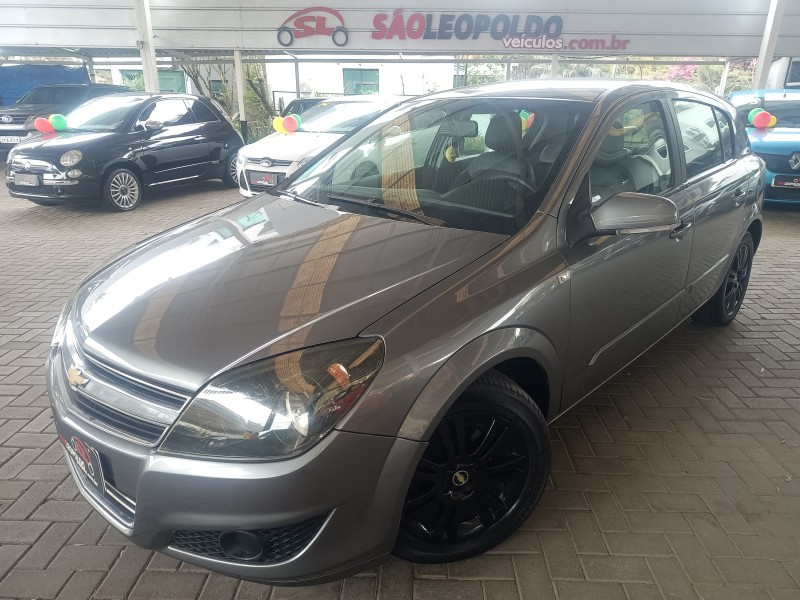 VECTRA 2.0 MPFI GT HATCH 8V FLEX 4P MANUAL - 2011 - CAXIAS DO SUL