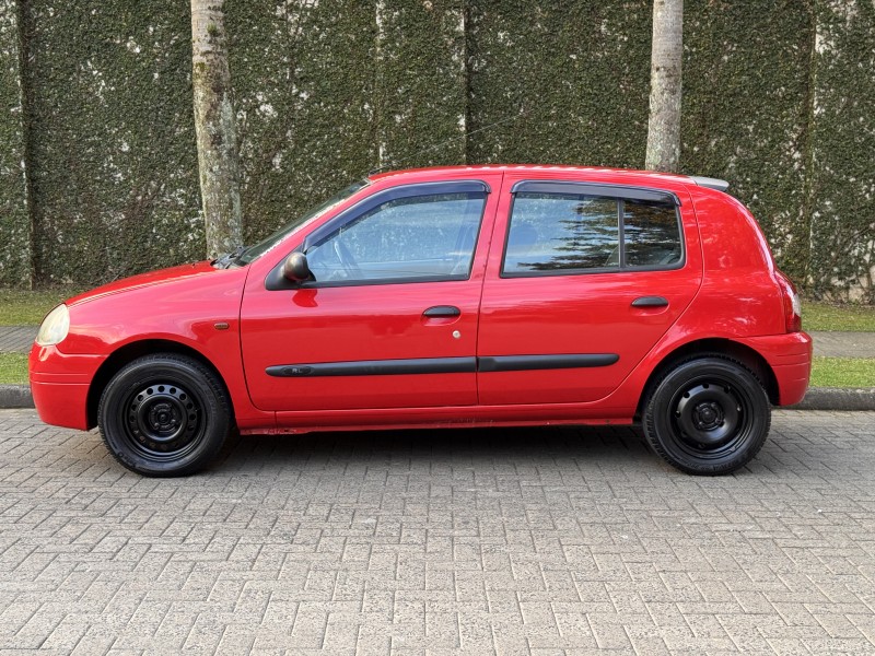 CLIO 1.0 RL 8V GASOLINA 4P MANUAL - 2002 - CAXIAS DO SUL