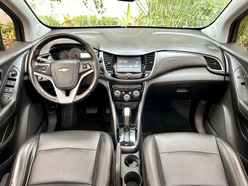 TRACKER 1.4 16V TURBO FLEX LTZ AUTOMÁTICO - 2017 - SAPIRANGA