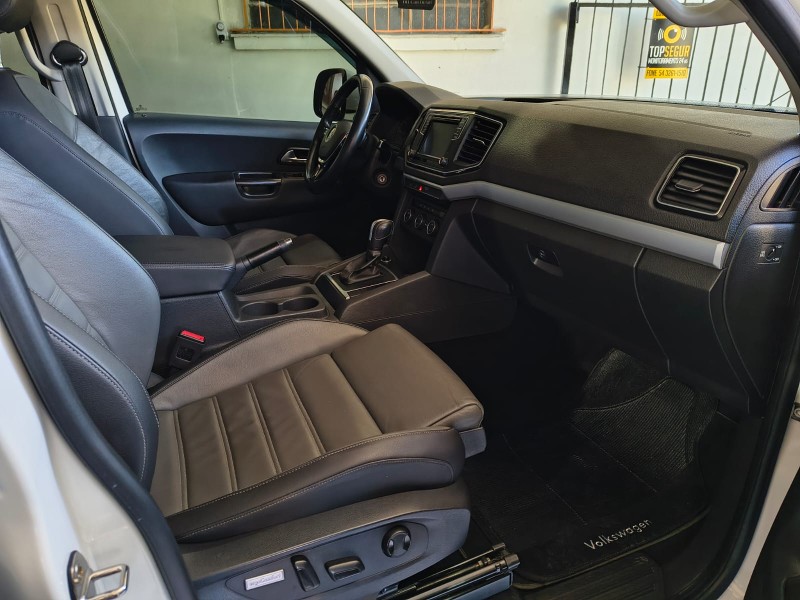 AMAROK 2.0 HIGHLINE 4X4 CD 16V TURBO INTERCOOLER DIESEL 4P AUTOMÁTICO - 2020 - CAXIAS DO SUL