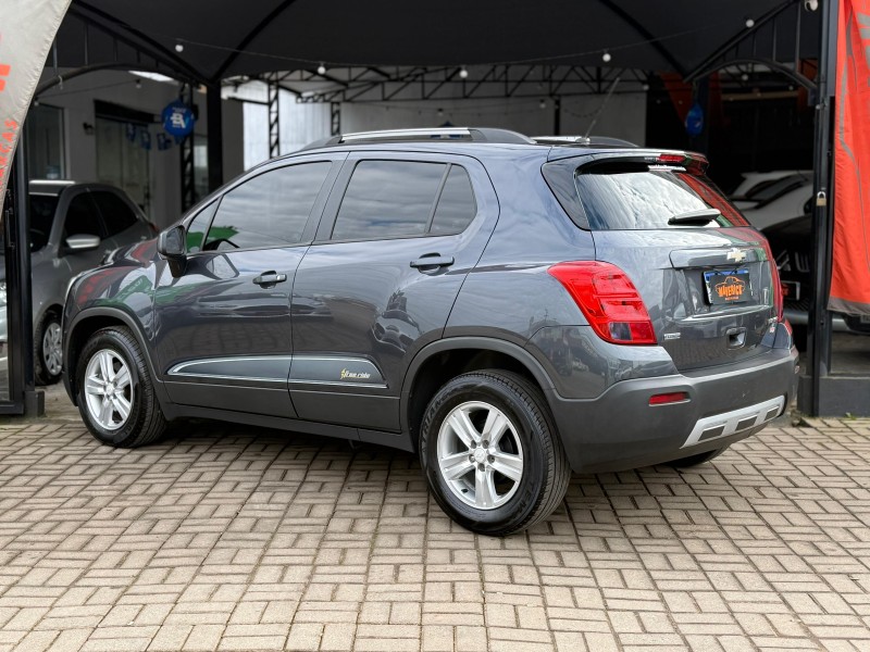 TRACKER 1.8 MPFI FREERIDE 4X2 16V FLEX 4P MANUAL - 2014 - LAGOA VERMELHA