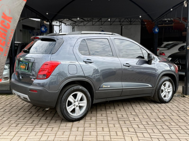 TRACKER 1.8 MPFI FREERIDE 4X2 16V FLEX 4P MANUAL - 2014 - LAGOA VERMELHA