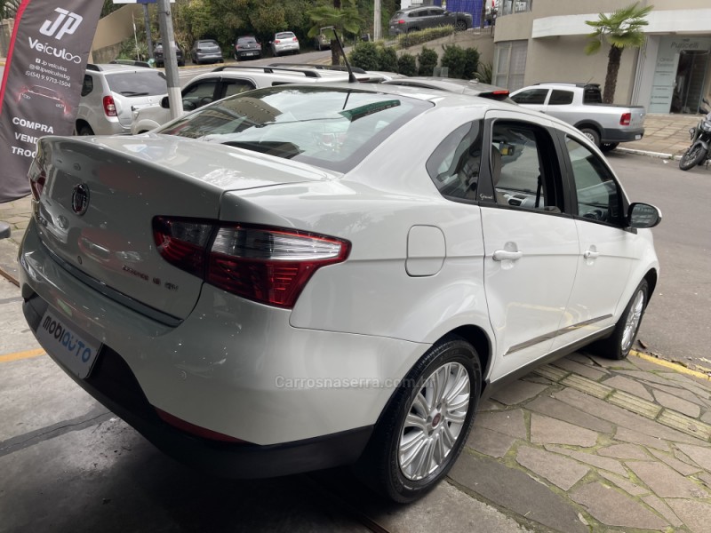 GRAND SIENA 1.6 MPI ESSENCE 16V FLEX 4P MANUAL - 2013 - BENTO GONçALVES