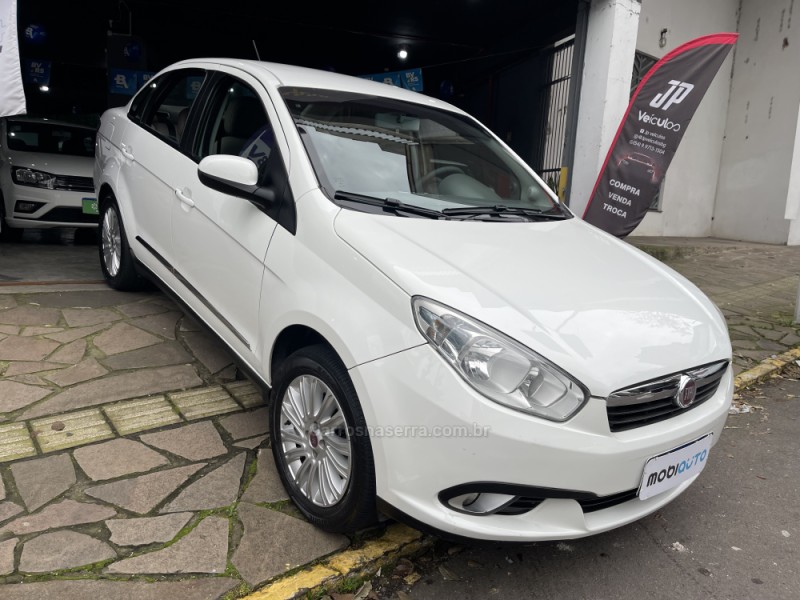 GRAND SIENA 1.6 MPI ESSENCE 16V FLEX 4P MANUAL - 2013 - BENTO GONçALVES