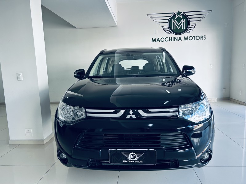 OUTLANDER 2.0 16V GASOLINA 4P AUTOMÁTICO - 2014 - CAXIAS DO SUL