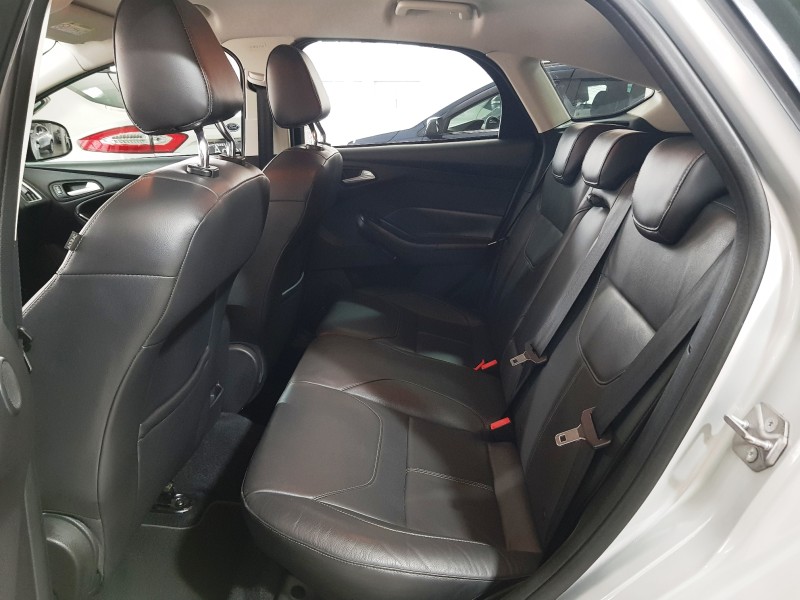 FOCUS 2.0 TITANIUM HATCH 16V FLEX 4P AUTOMÁTICO - 2016 - CAXIAS DO SUL
