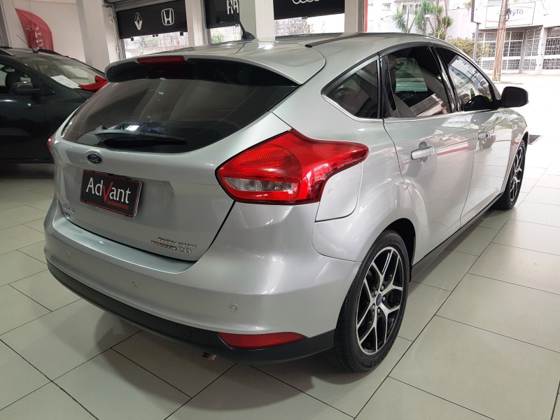 FOCUS 2.0 TITANIUM HATCH 16V FLEX 4P AUTOMÁTICO - 2016 - CAXIAS DO SUL