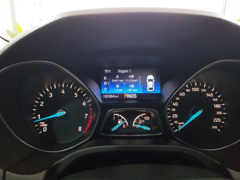 FOCUS 2.0 TITANIUM HATCH 16V FLEX 4P AUTOMÁTICO - 2016 - CAXIAS DO SUL