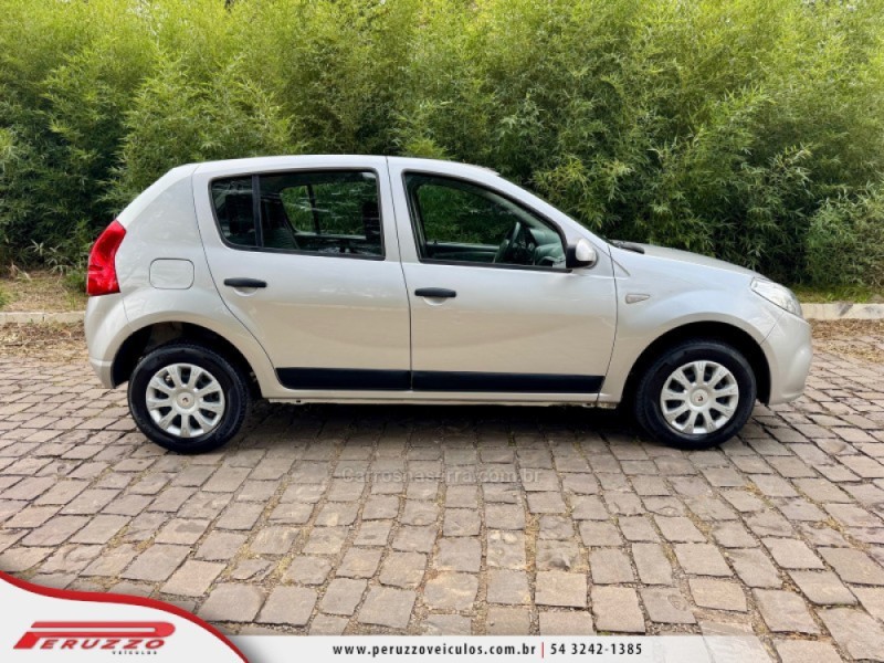 SANDERO 1.0 EXPRESSION 16V FLEX 4P MANUAL - 2012 - NOVA PRATA