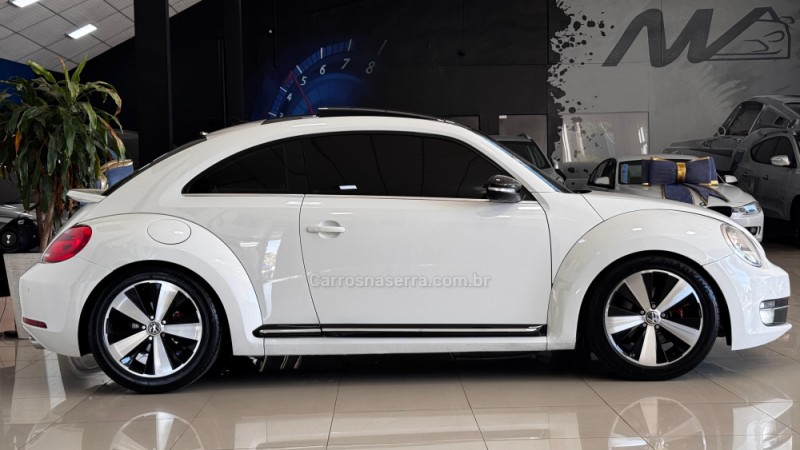 FUSCA 2.0 TSI 16V R-LINE GASOLINA 2P AUTOMÁTICO - 2013 - ESTâNCIA VELHA