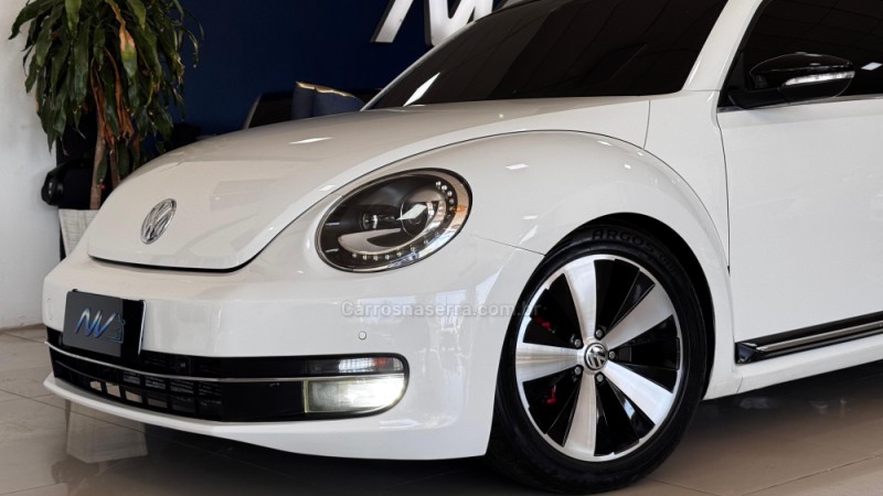 FUSCA 2.0 TSI 16V R-LINE GASOLINA 2P AUTOMÁTICO - 2013 - ESTâNCIA VELHA