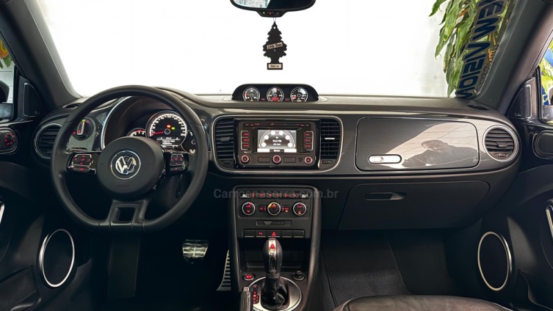 FUSCA 2.0 TSI 16V R-LINE GASOLINA 2P AUTOMÁTICO - 2013 - ESTâNCIA VELHA