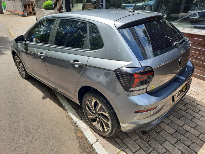 POLO 1.0 170 TSI 12V HIGHLINE FLEX 4P AUTOMÁTICO - 2024 - DOIS IRMãOS