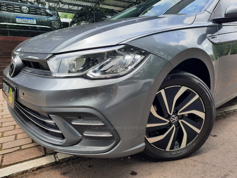 POLO 1.0 170 TSI 12V HIGHLINE FLEX 4P AUTOMÁTICO - 2024 - DOIS IRMãOS