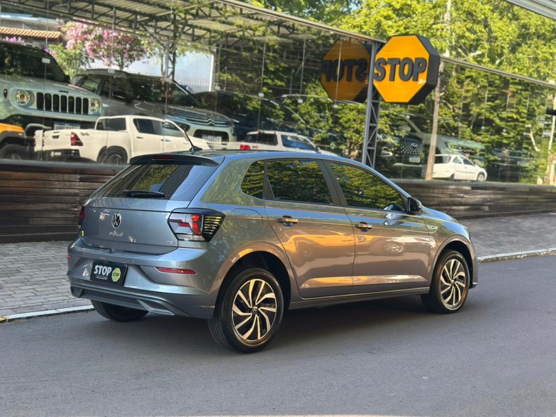 POLO 1.0 170 TSI 12V HIGHLINE FLEX 4P AUTOMÁTICO - 2024 - DOIS IRMãOS