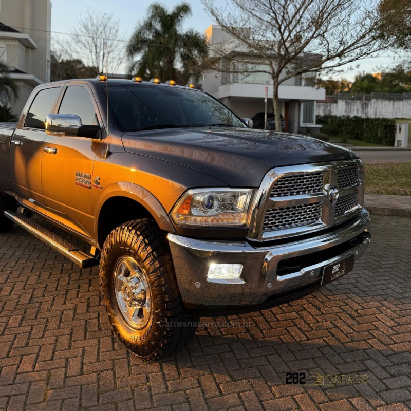 2500 LARAMIE 6.7 CD 4X4 TDI DIESEL 4P AUTOMÁTICA - 2016 - FARROUPILHA
