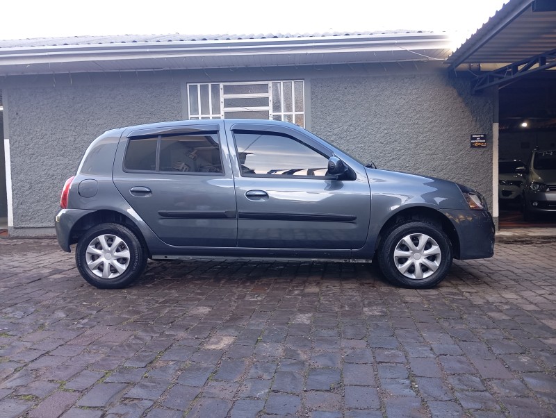 CLIO 1.0 EXPRESSION 16V FLEX 4P MANUAL - 2016 - CAXIAS DO SUL