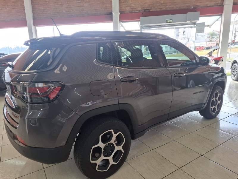 COMPASS 2.0 TRAILHAWK TD350 TURBO DIESEL 4X4 4P AUTOMÁTICO - 2022 - FARROUPILHA