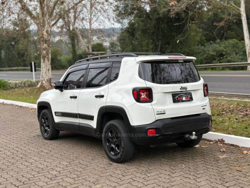 RENEGADE 2.0 16V TURBO DIESEL SPORT 4P 4X4 AUTOMÁTICO - 2016 - DOIS IRMãOS